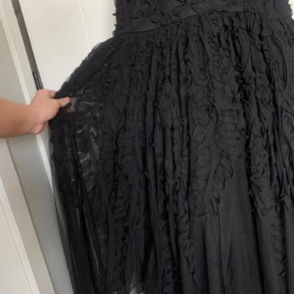 JS Collection Trumpet Gown - Picture 2 of 6